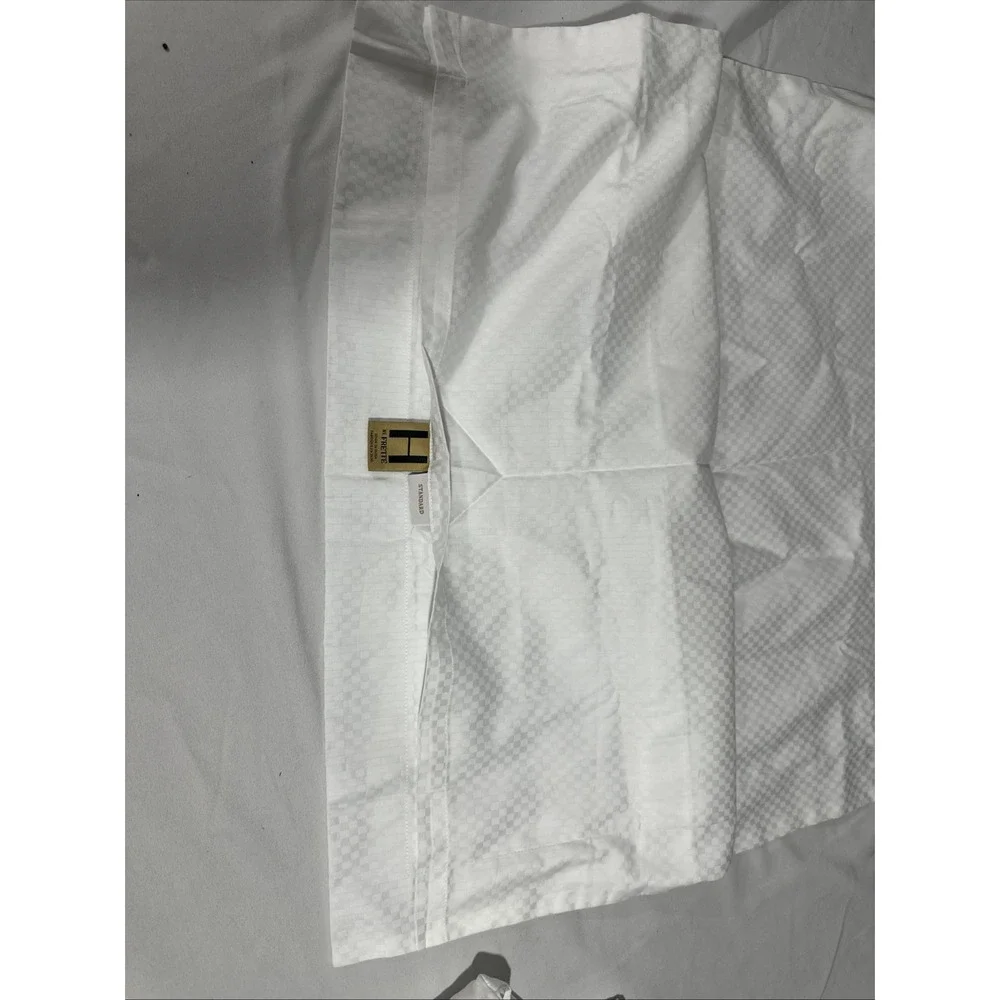 NWT $115 H by Frette [ 2 Standard Shams‎ ] Checkered Sateen in White #U1360